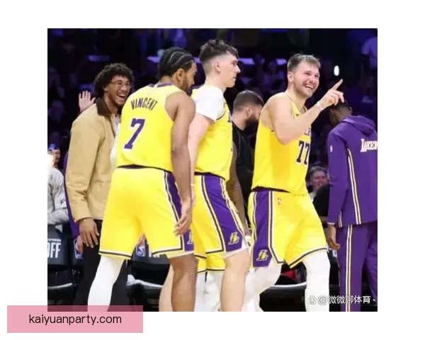 湖人迎战活塞前瞻东契奇带队冲击十连胜谁能接棒坎宁安